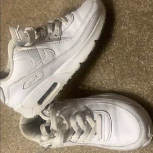 White Nike air max 5y